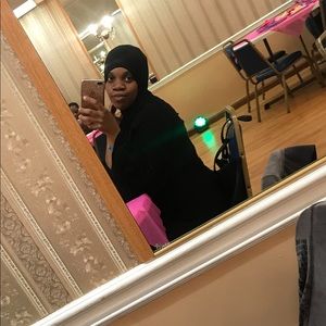 Meet your Posher, Sharnice